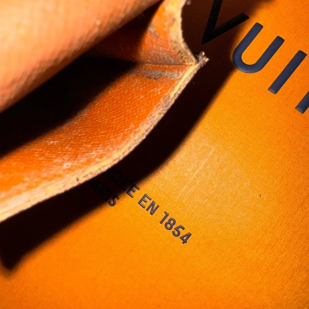 Louis Vuitton Brown and Gold Monogram vintage cigarette Pouch - Picture 7 of 14